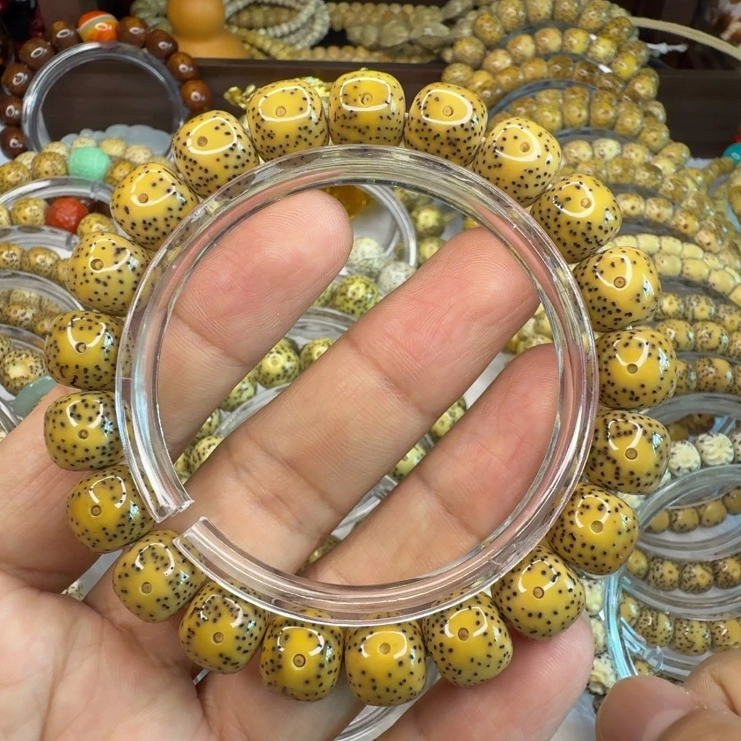 手串星月菩提鸡油黄月朗星稀侧留白11/10