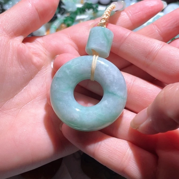 【闪购商品】翡翠颈饰未镶嵌天然翡翠