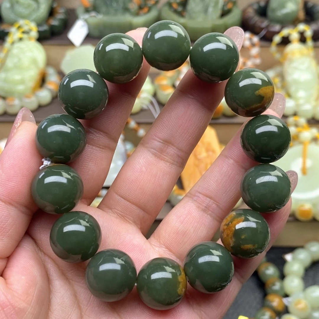 透闪石质玉未镶嵌手串