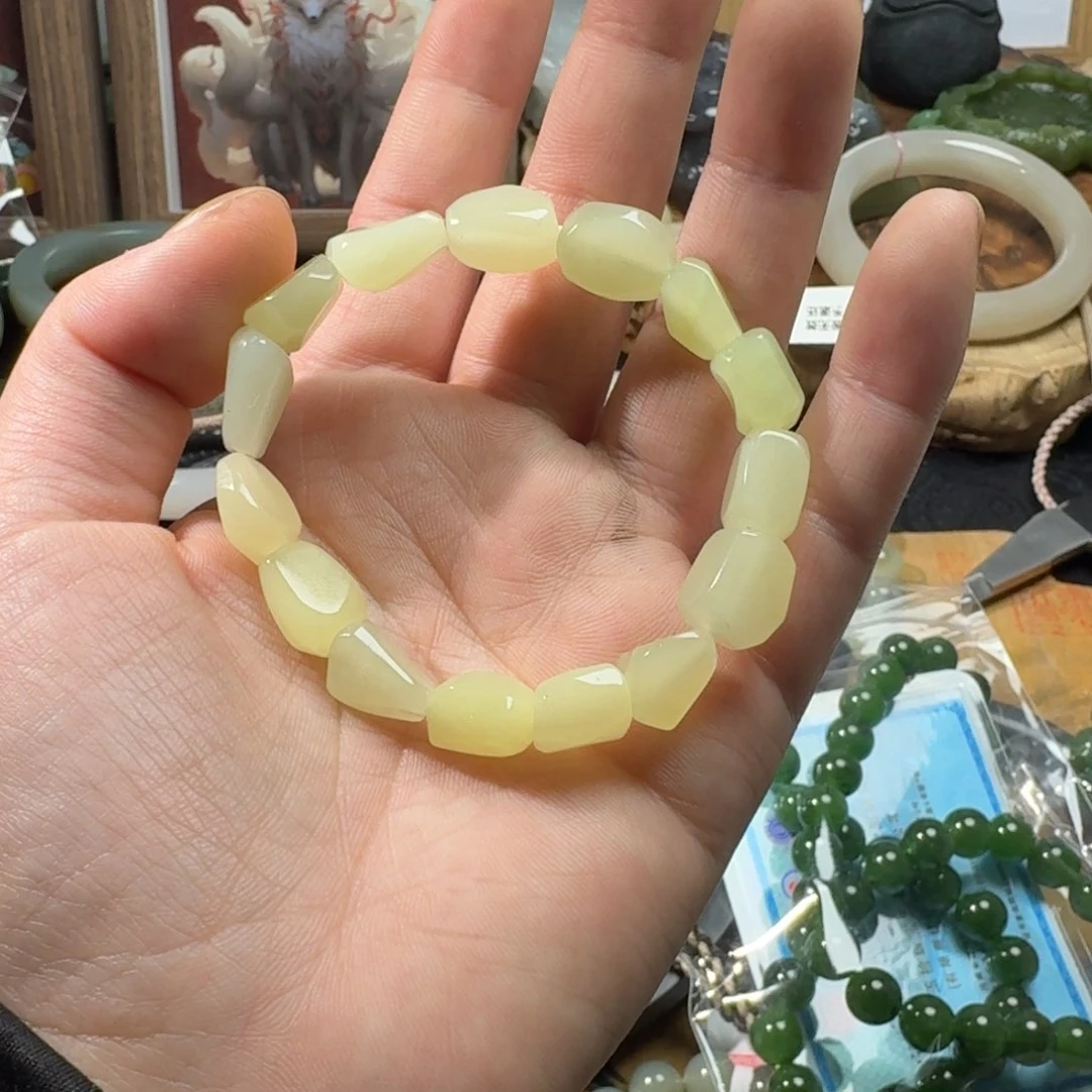 和田玉手串未镶嵌