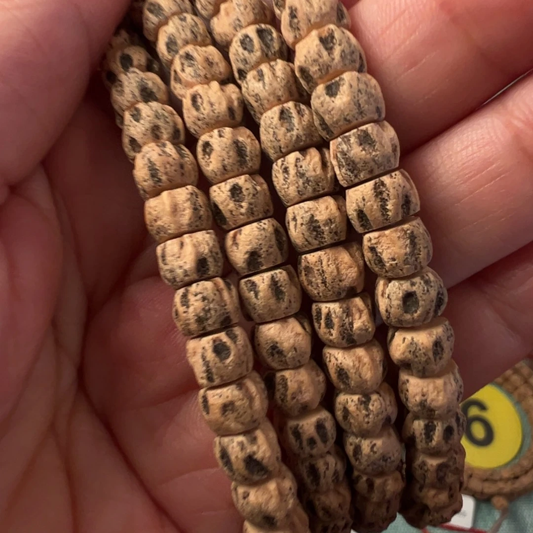 柏香籽/百香籽吊坠C501