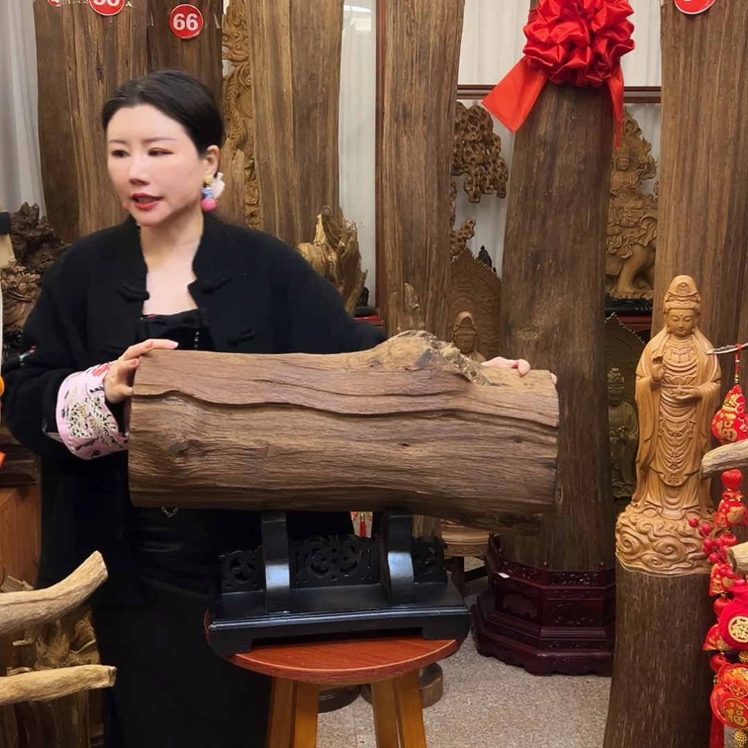 沉香摆件?****?沉香摆件