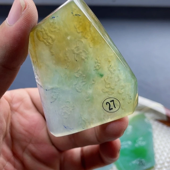 定制翡翠未镶嵌翡翠