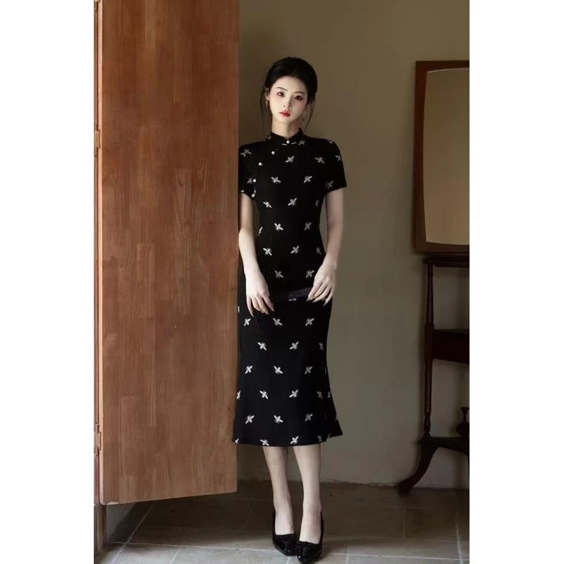 多姿旗袍 设计师新款 手工刺绣蜜蜂显瘦国风旗袍-139