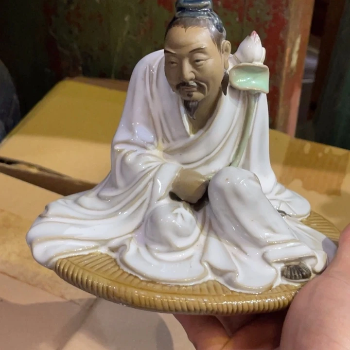 石湾公仔衬托盆景