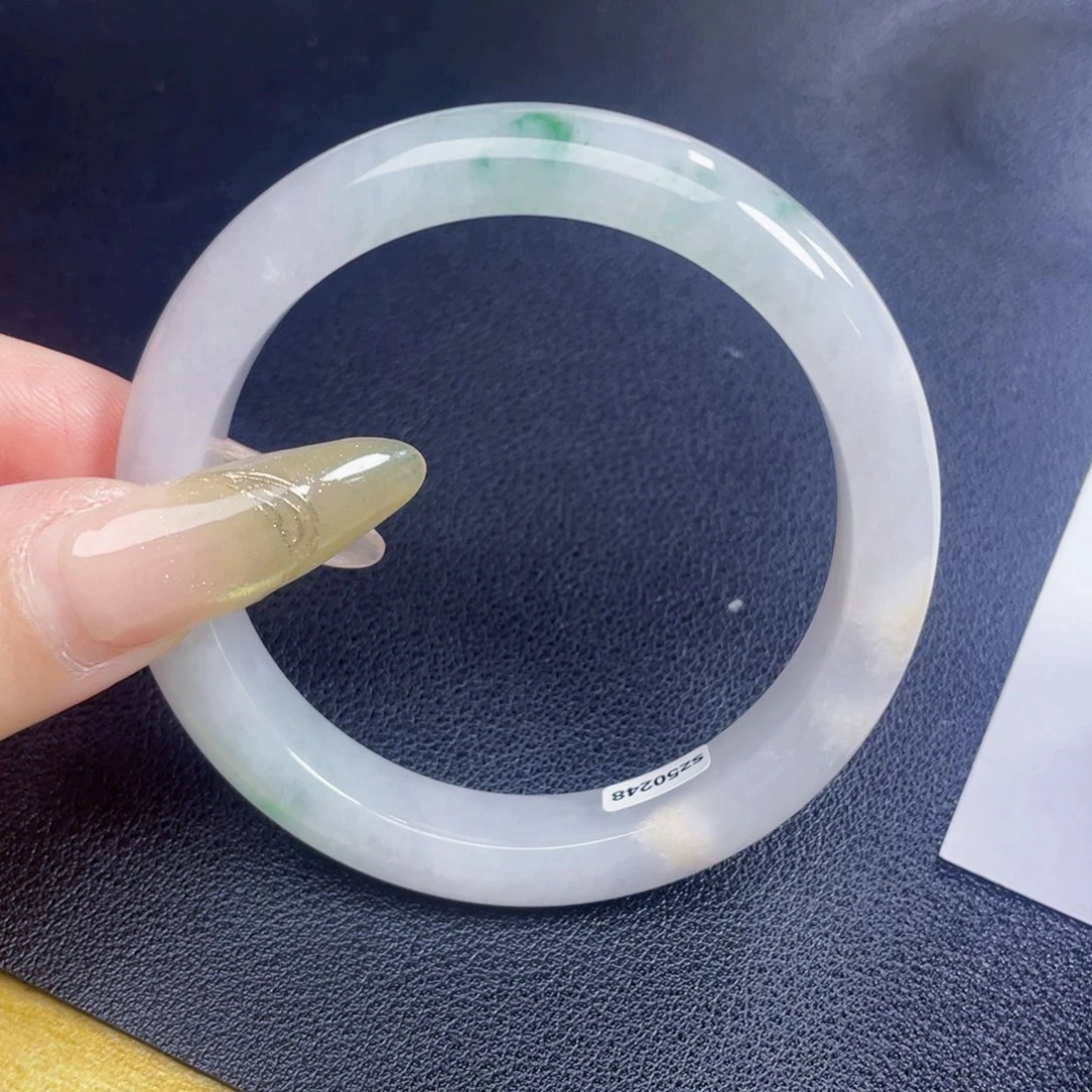 翡翠未镶嵌手镯51圈有纹黄棉不退换