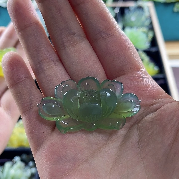 透闪石-蛇纹石玉未镶嵌颈饰十***?