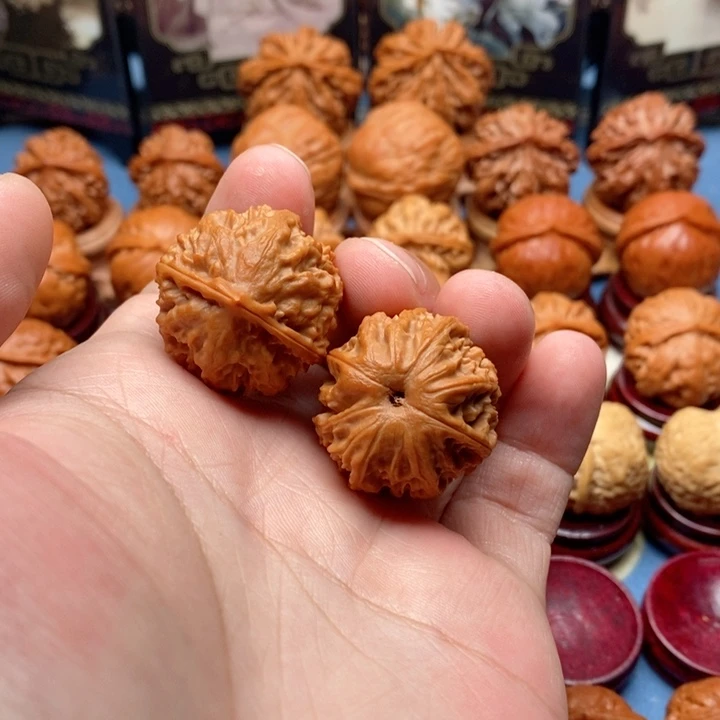 把件文玩核桃蚂蚁八棱