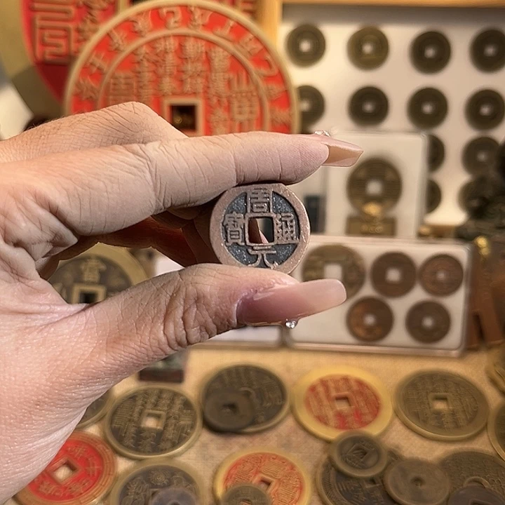 D***1铜现代翻砂工艺作品