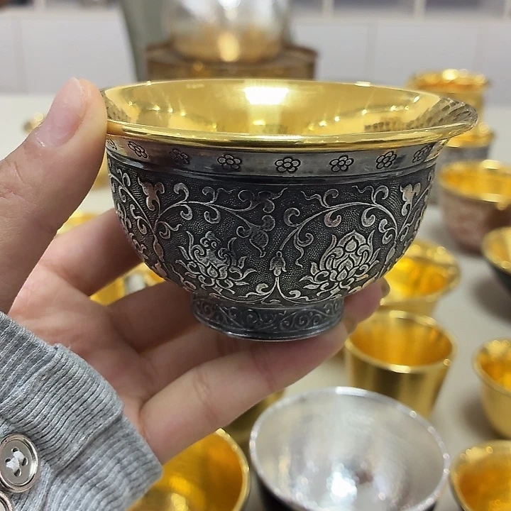 24李小鹤金包银缠枝莲3克足金压手杯150毫升