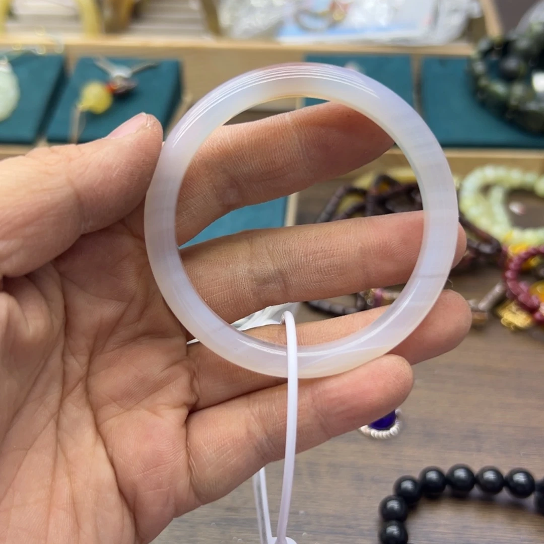 玛瑙/玉髓未镶嵌手镯53.3圈围1830