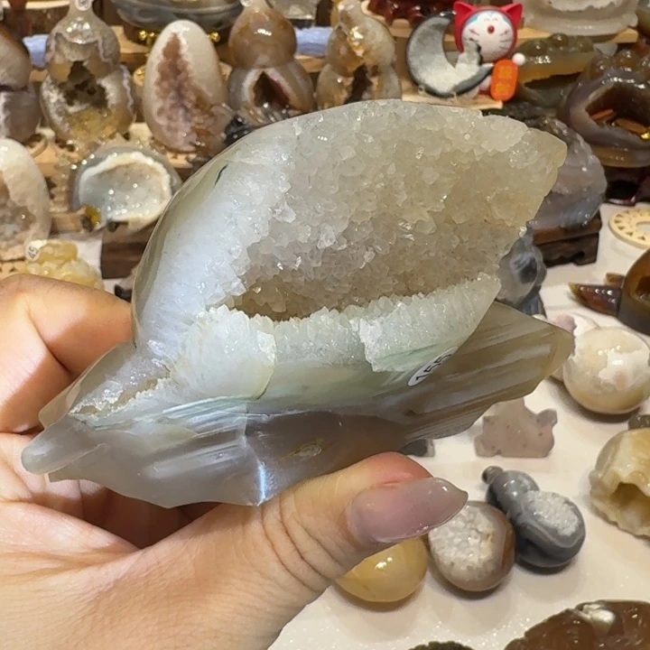 玛瑙/玉髓未镶嵌雕刻件