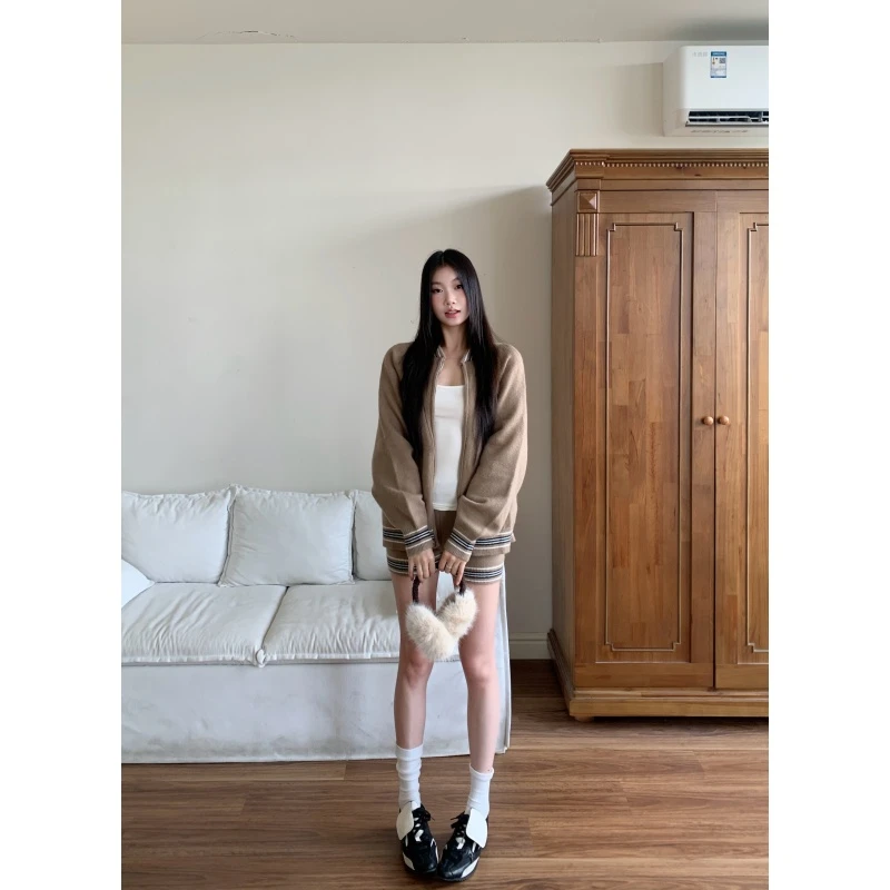 凉皮 桔梗花茶 辣妹秋款条纹针织外套中腰短裤套装2524498