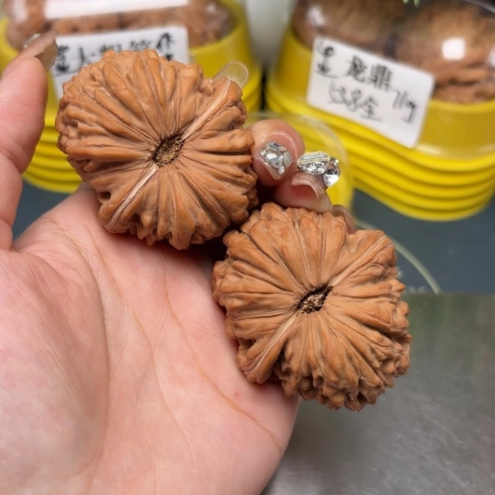 文玩核桃吊坠48-33267-02