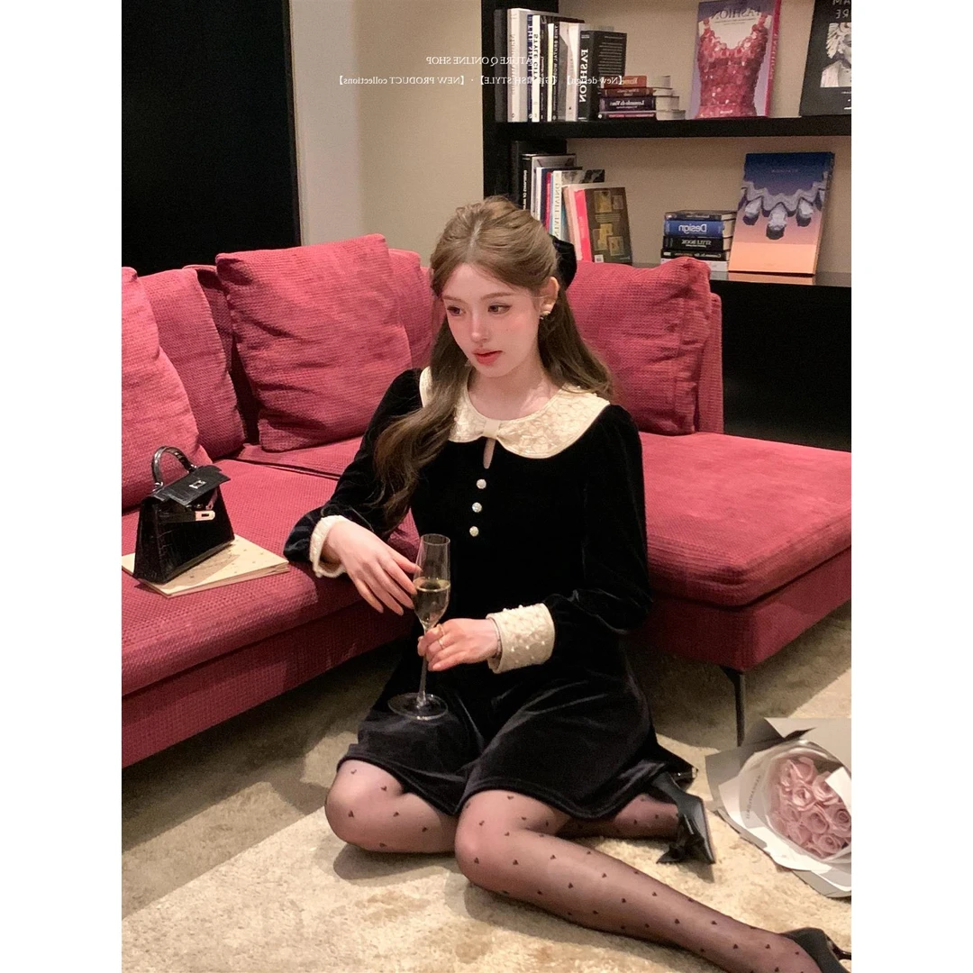 生日小礼裙高级感法式富家千金礼服赫本风小黑裙轻奢丝绒连衣裙女