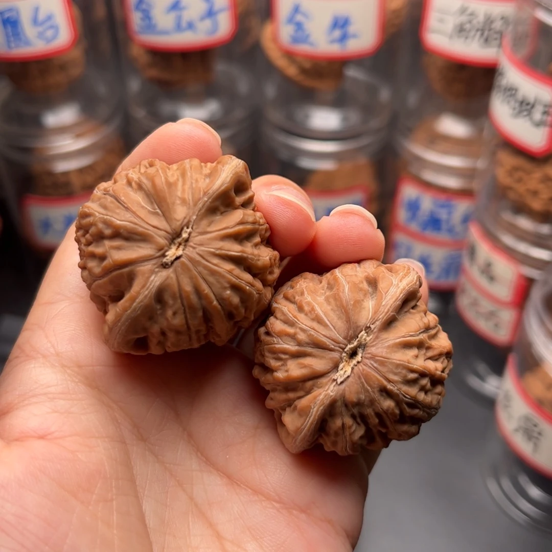 热***a把件文玩核桃铁锤妹妹
