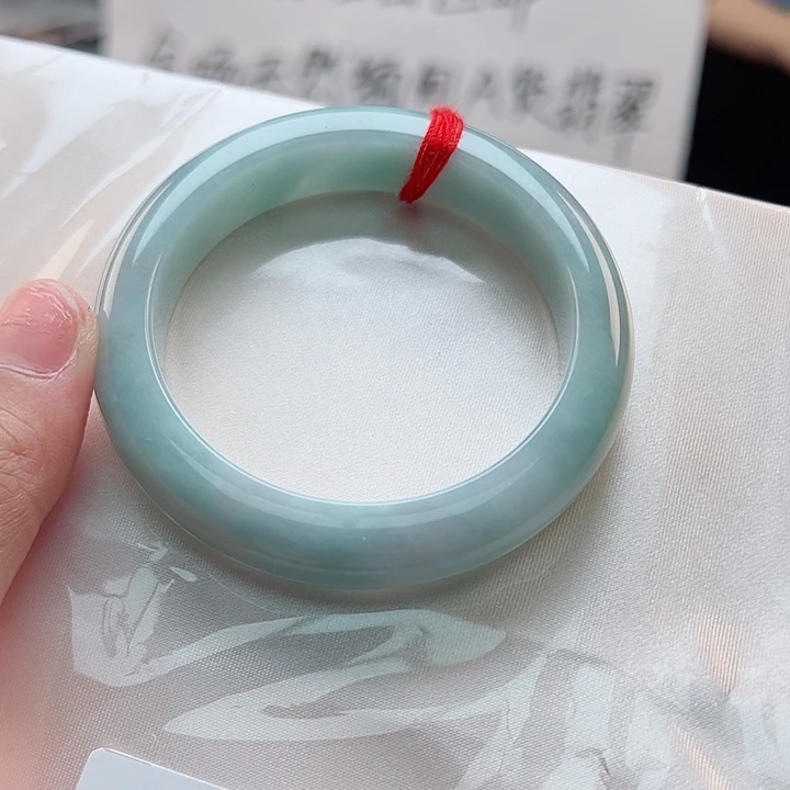 翡翠手镯未镶嵌54-532