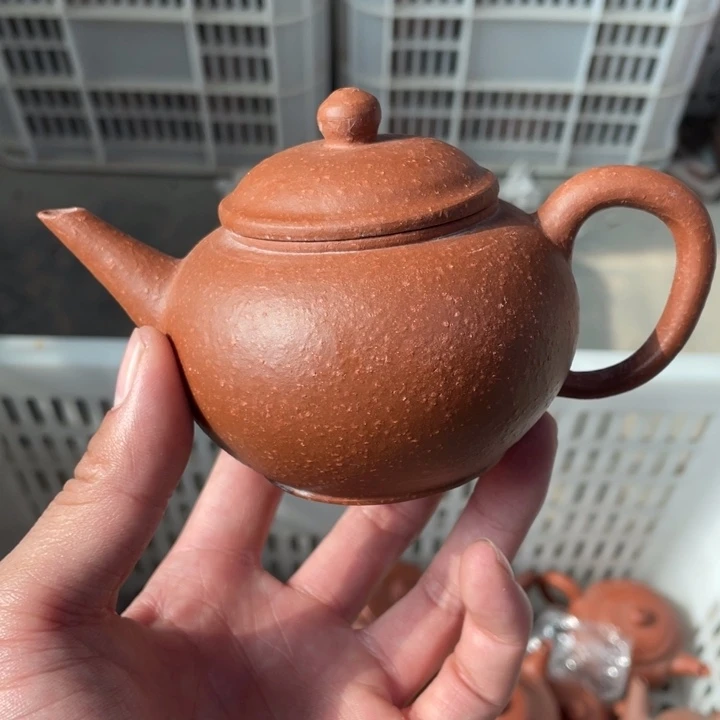 紫砂茶壶老厂紫砂壶一件。