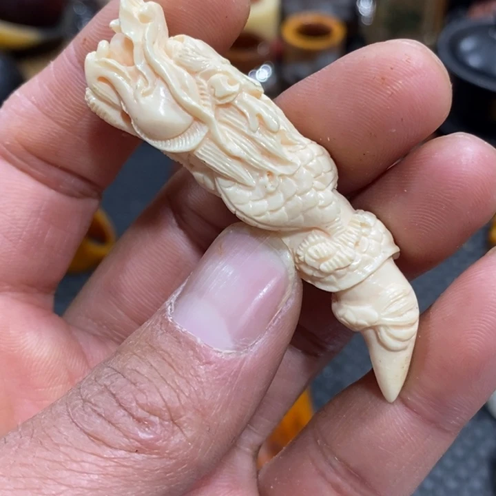 滴血莲花菩提吊坠