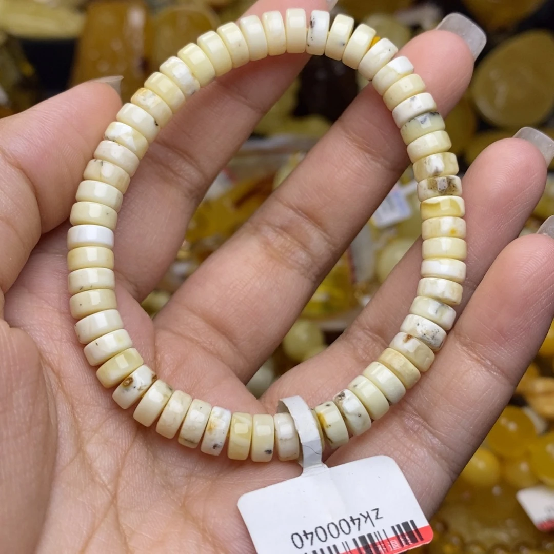 未镶嵌琥珀珠宝奇石