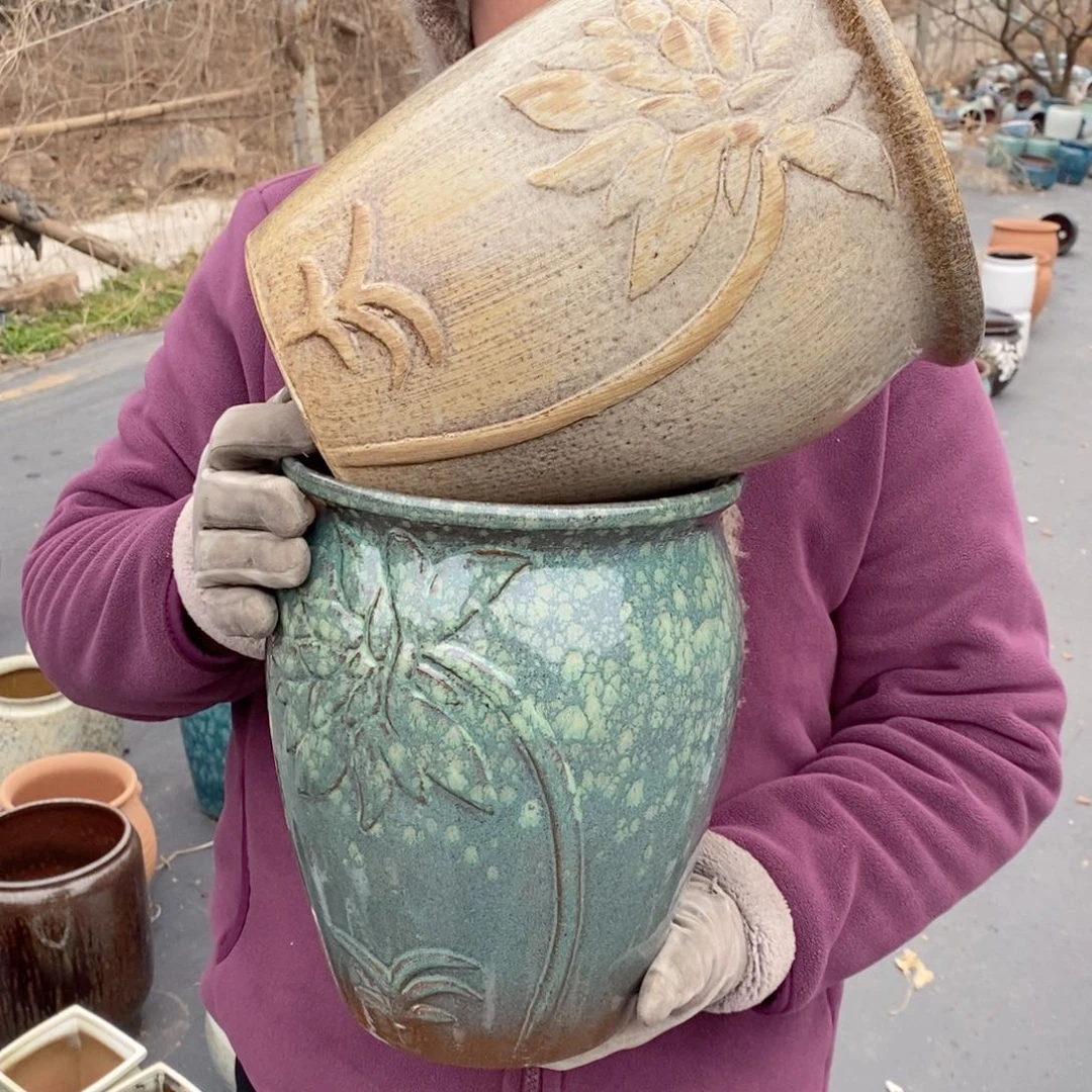 红陶口20高25～～～