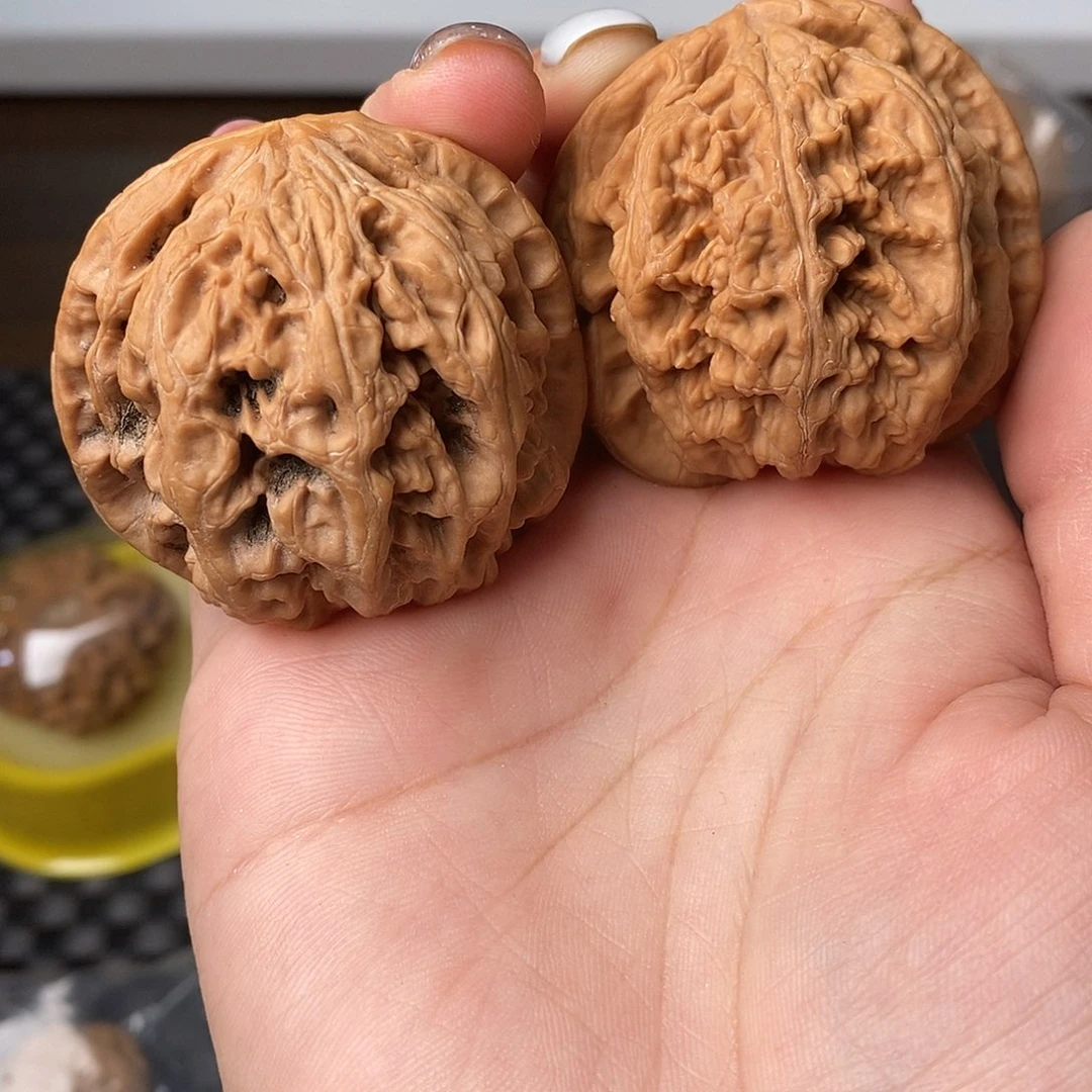 鹿***鸣把件文玩核桃修大粗筋45