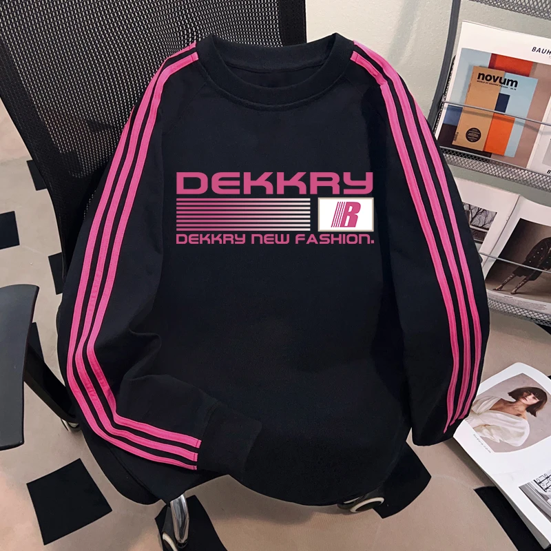 Dekkry潮流创意英文印花秋冬三条杠纯棉长袖男女款百搭情侣装t恤