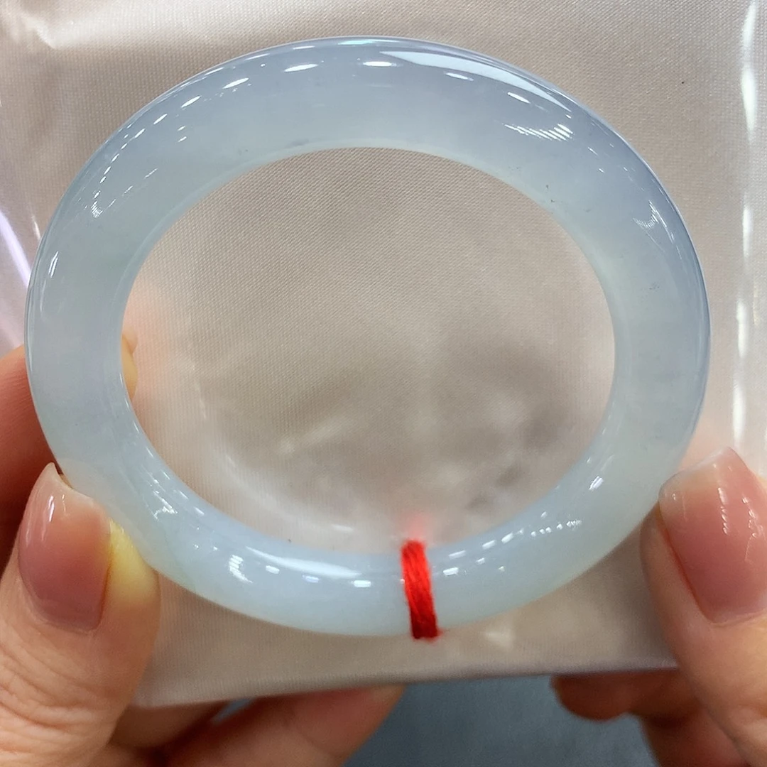 翡翠未镶嵌手镯  50.4圆条两天鉴赏