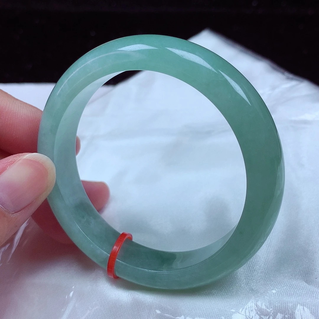 翡翠未镶嵌手镯55圈