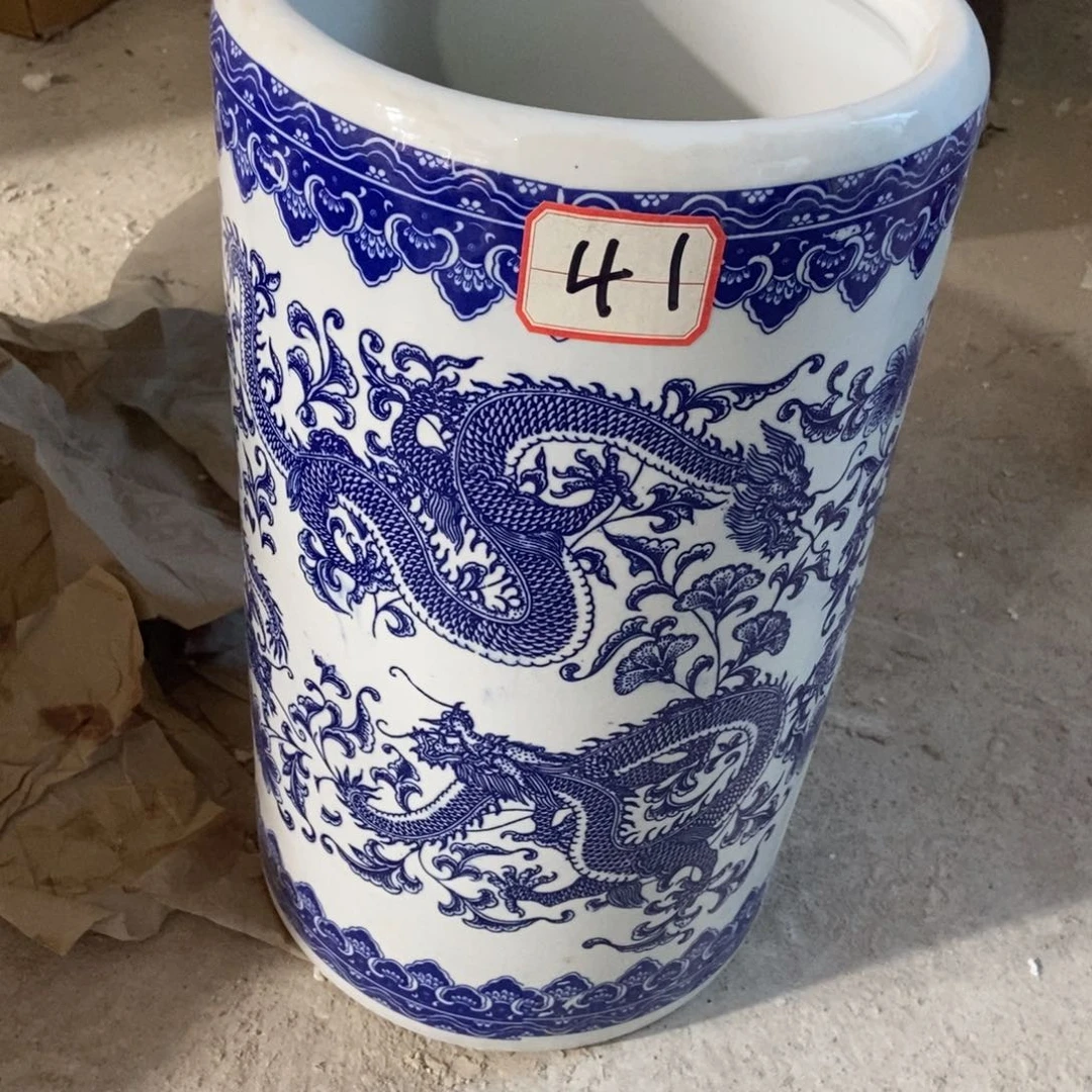 A***戏瓷片景德镇陶瓷罐一个