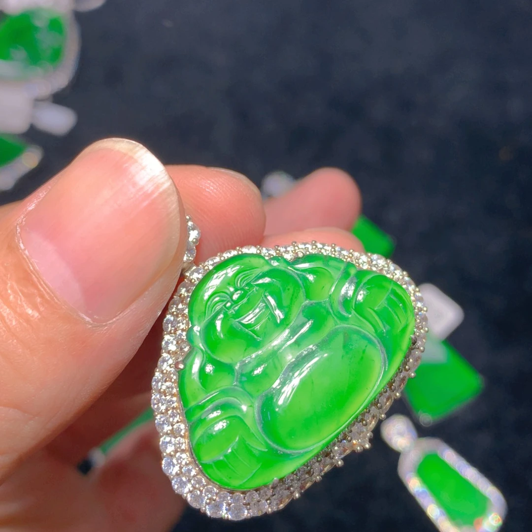 颈饰银S925镶嵌翡翠