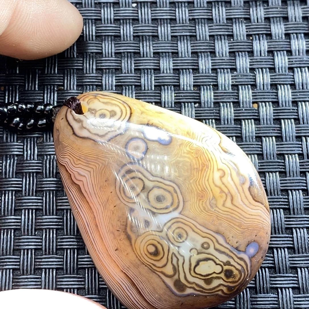 玛瑙/玉髓颈饰未镶嵌火****火