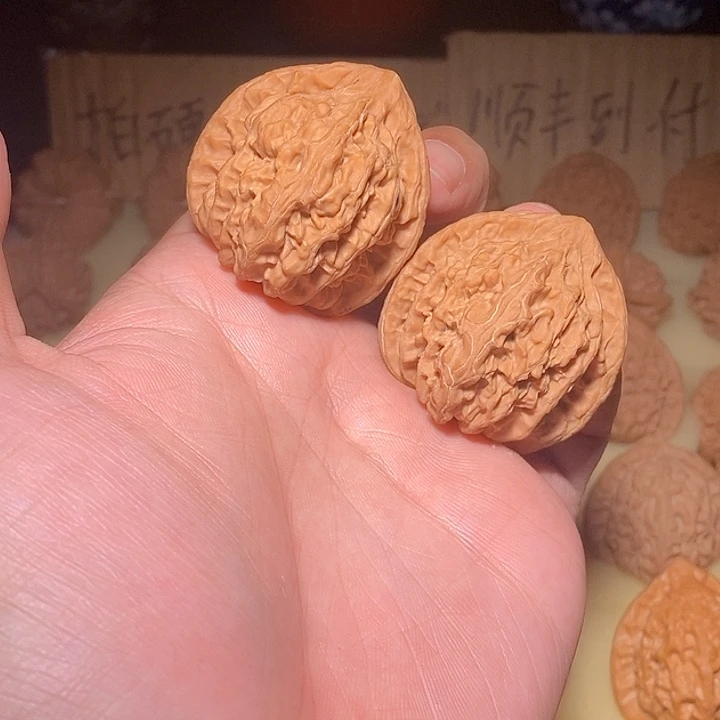 文玩核桃手把件火焰