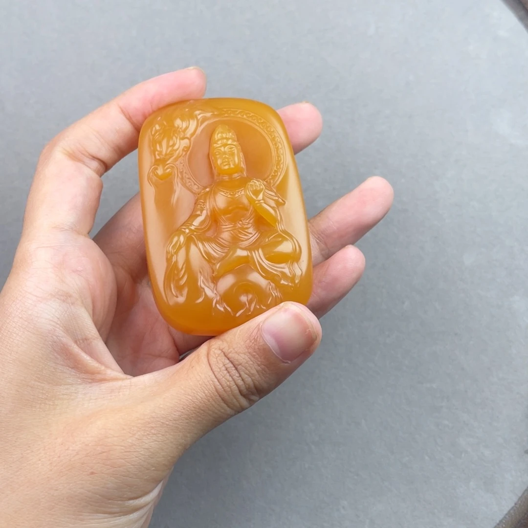 加***度颈饰未镶嵌石英质玉（缅黄）