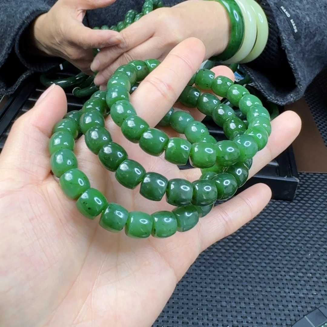 和田玉（碧玉）手链未镶嵌发其一