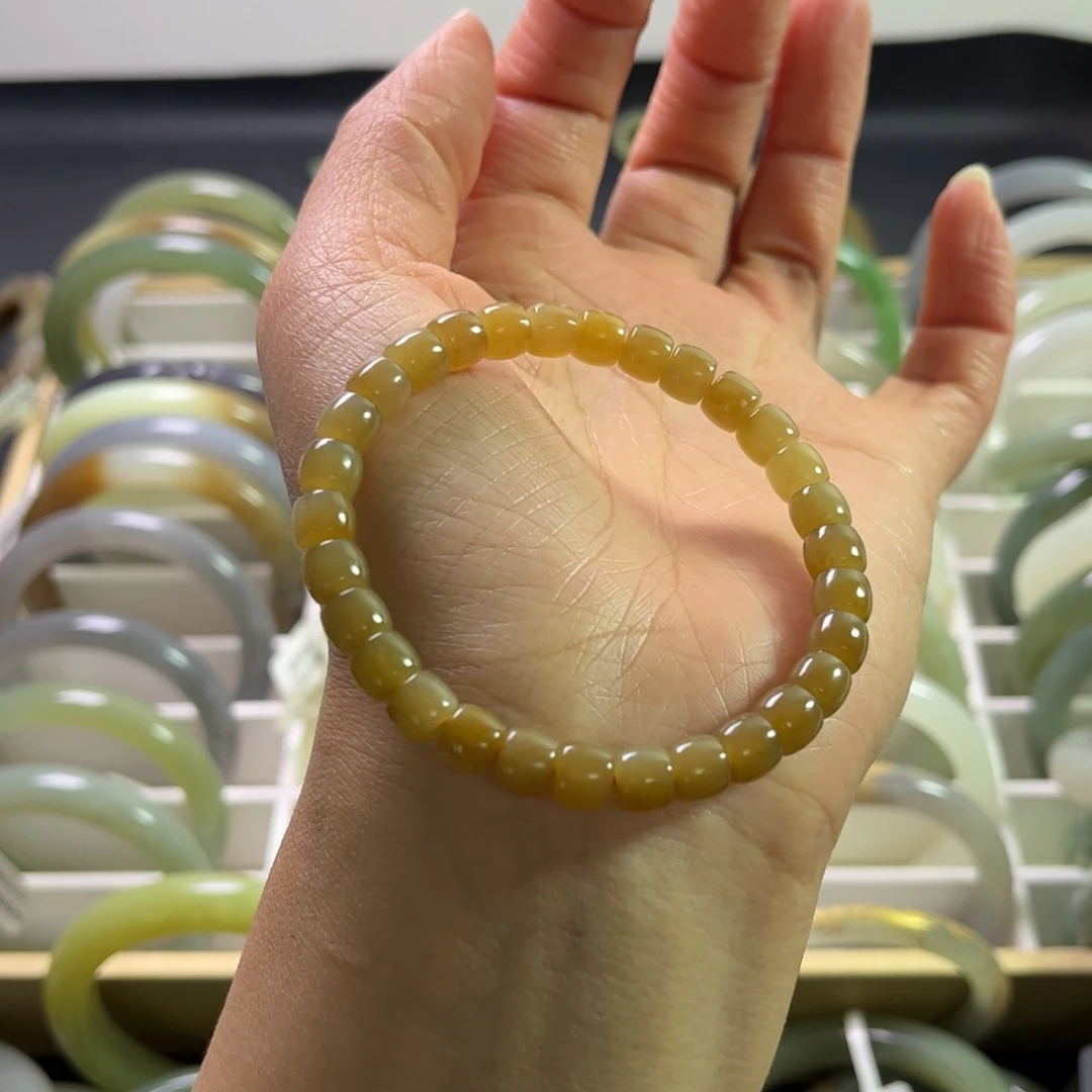 和田玉手链未镶嵌威**石