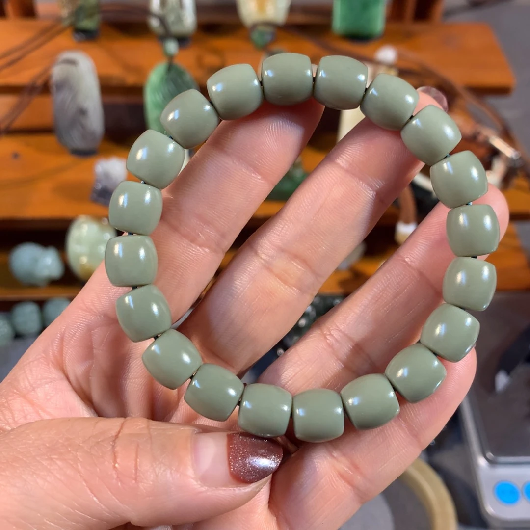 和田玉（糖玉）颈饰未镶嵌鸿**头