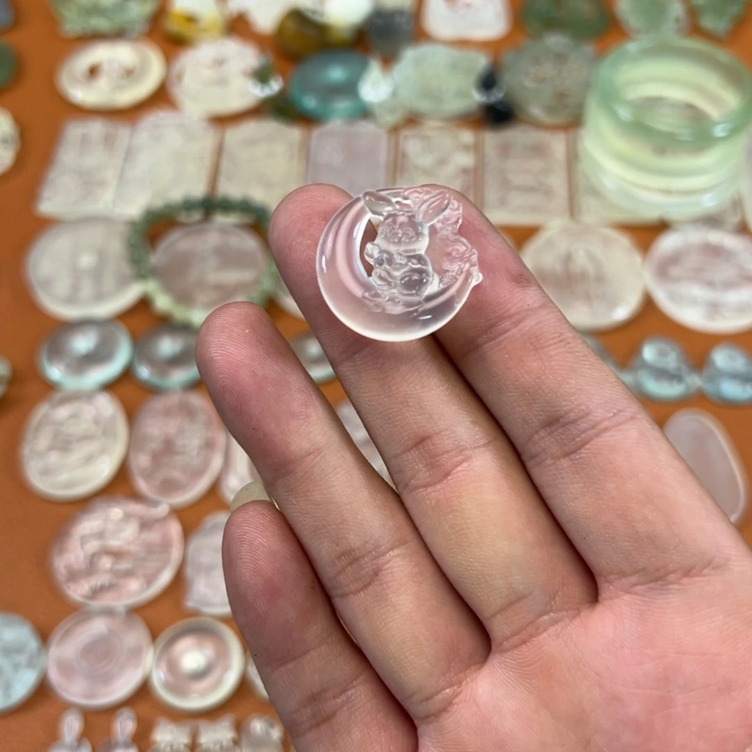 蛇纹石玉未镶嵌多样性随机发一