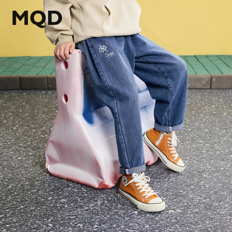 MQD童装25春季新品学院风裤子休闲百搭中大童牛仔裤9651W1401