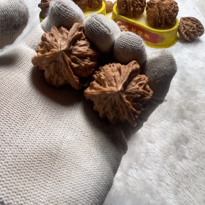 把件桃核盘山三棱