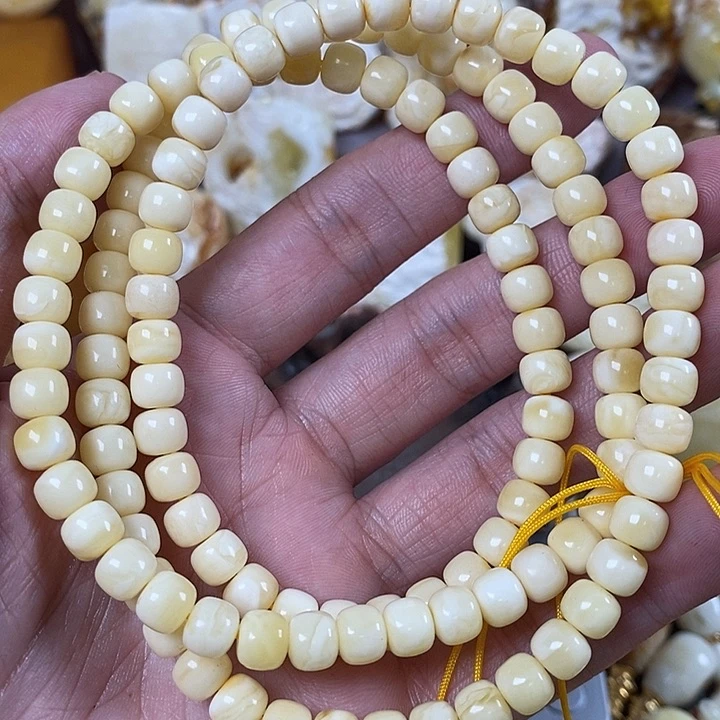 未镶嵌琥珀裸石我