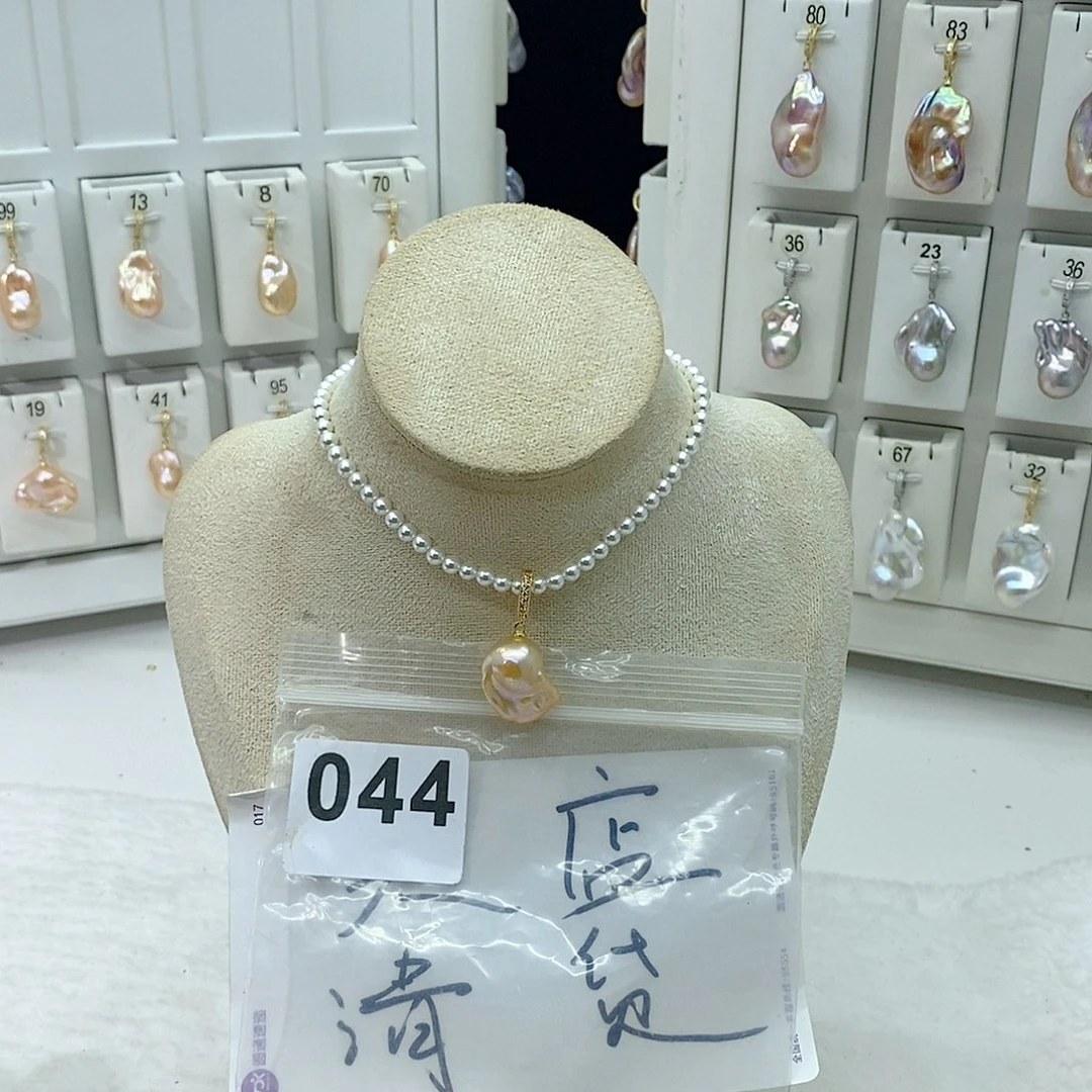 淡水珍珠颈饰合金