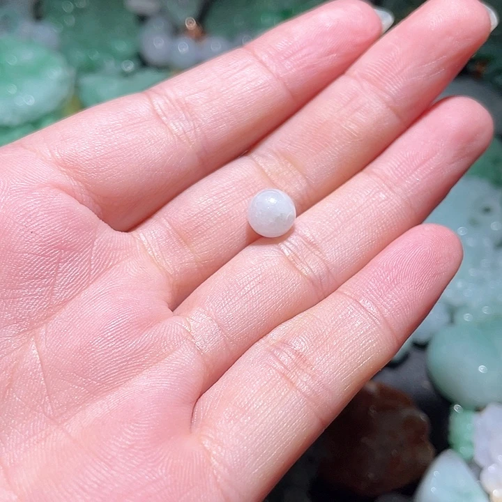 颈饰未镶嵌翡翠拾*宝天