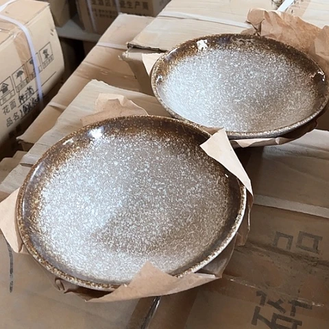 微瑕，不能明火，口径17高度6，2个7英寸斗笠碗