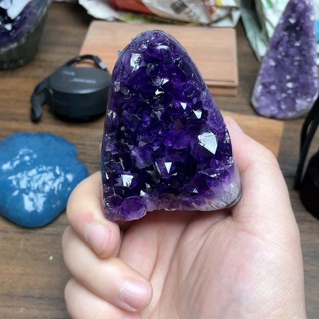 紫晶大型摆件（非配饰）未镶嵌