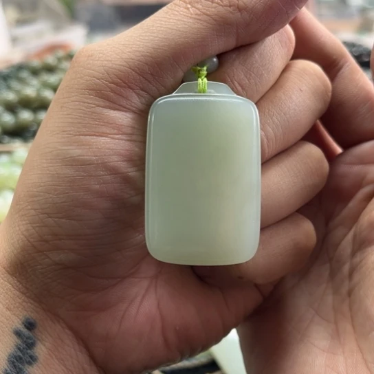 和田玉且末钢板料无事牌多样性拍一发一未镶嵌