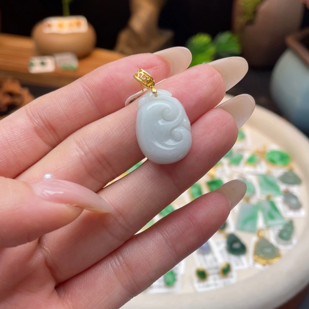 翡翠银S925镶嵌颈饰