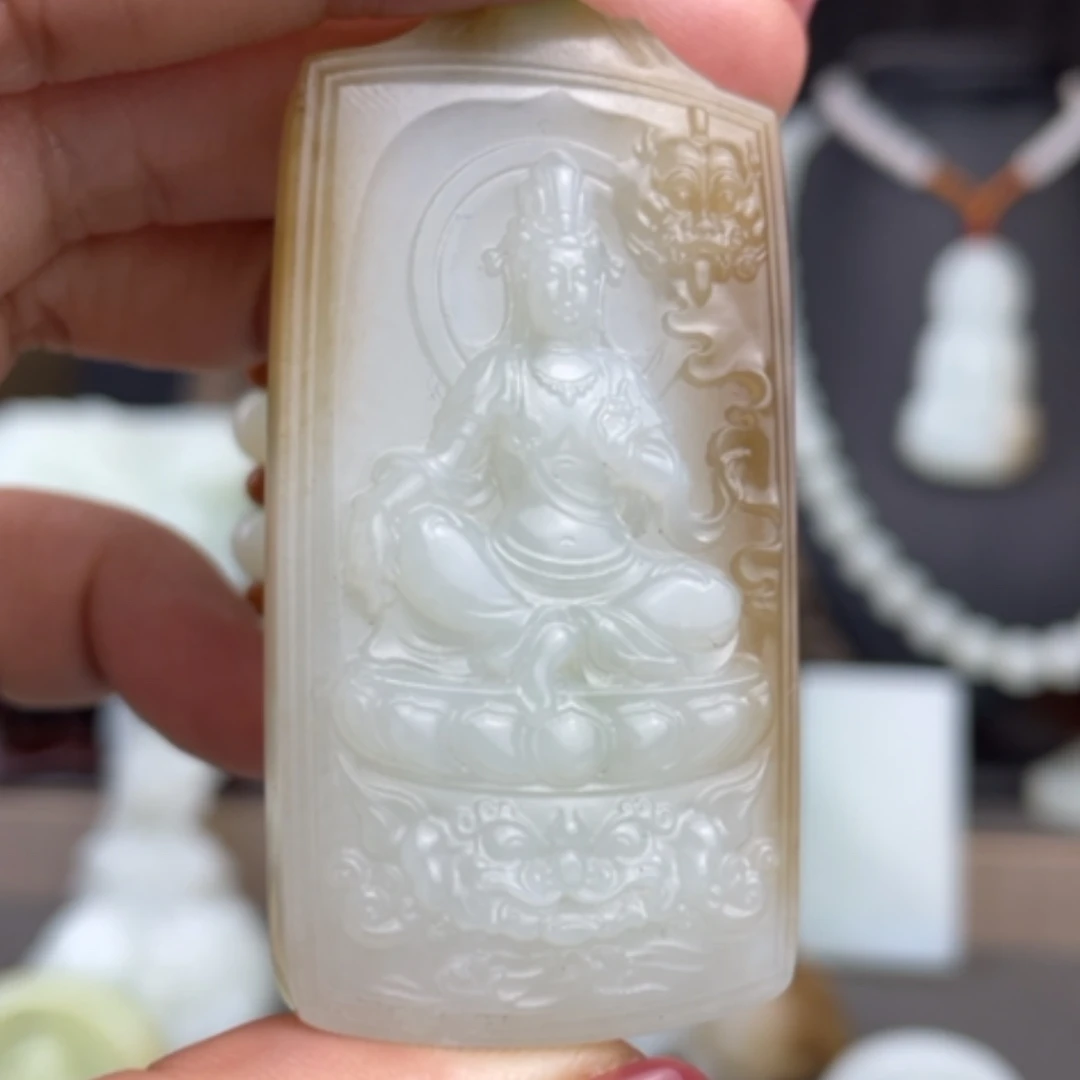 【闪购商品】颈饰未镶嵌和田玉