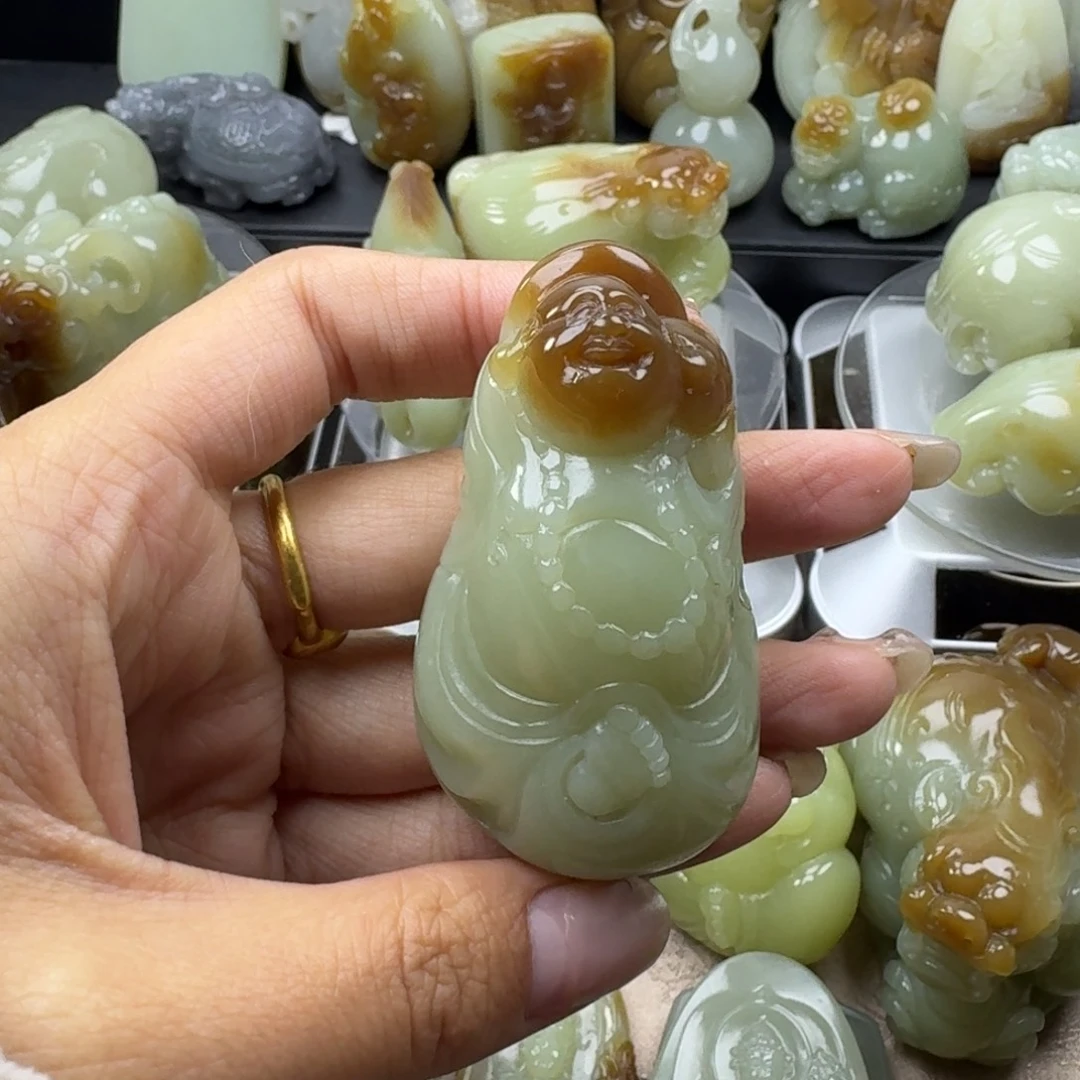 和田玉未镶嵌挂件