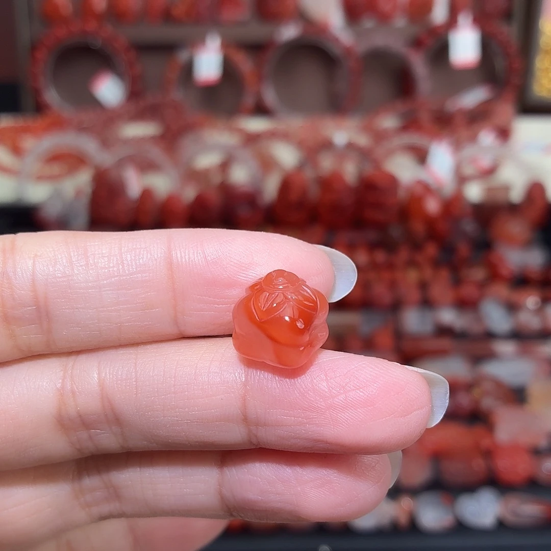 南红玛瑙未镶嵌颈饰柿子11+
